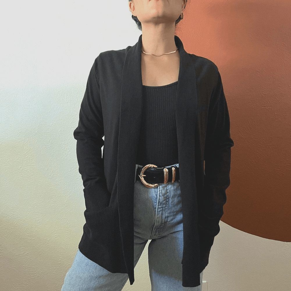 knit black sweater long sleeve slim fit rib knit open front Medium‎ classic